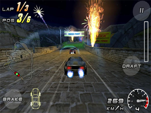 雷霆赛车2破解版无限金币下载v1.3.9